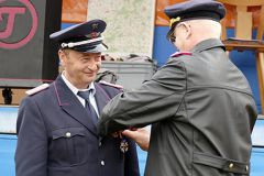 Das Deutsche Feuerwehr-Ehrenkreuz in silber für Ralf Sültemeyer 